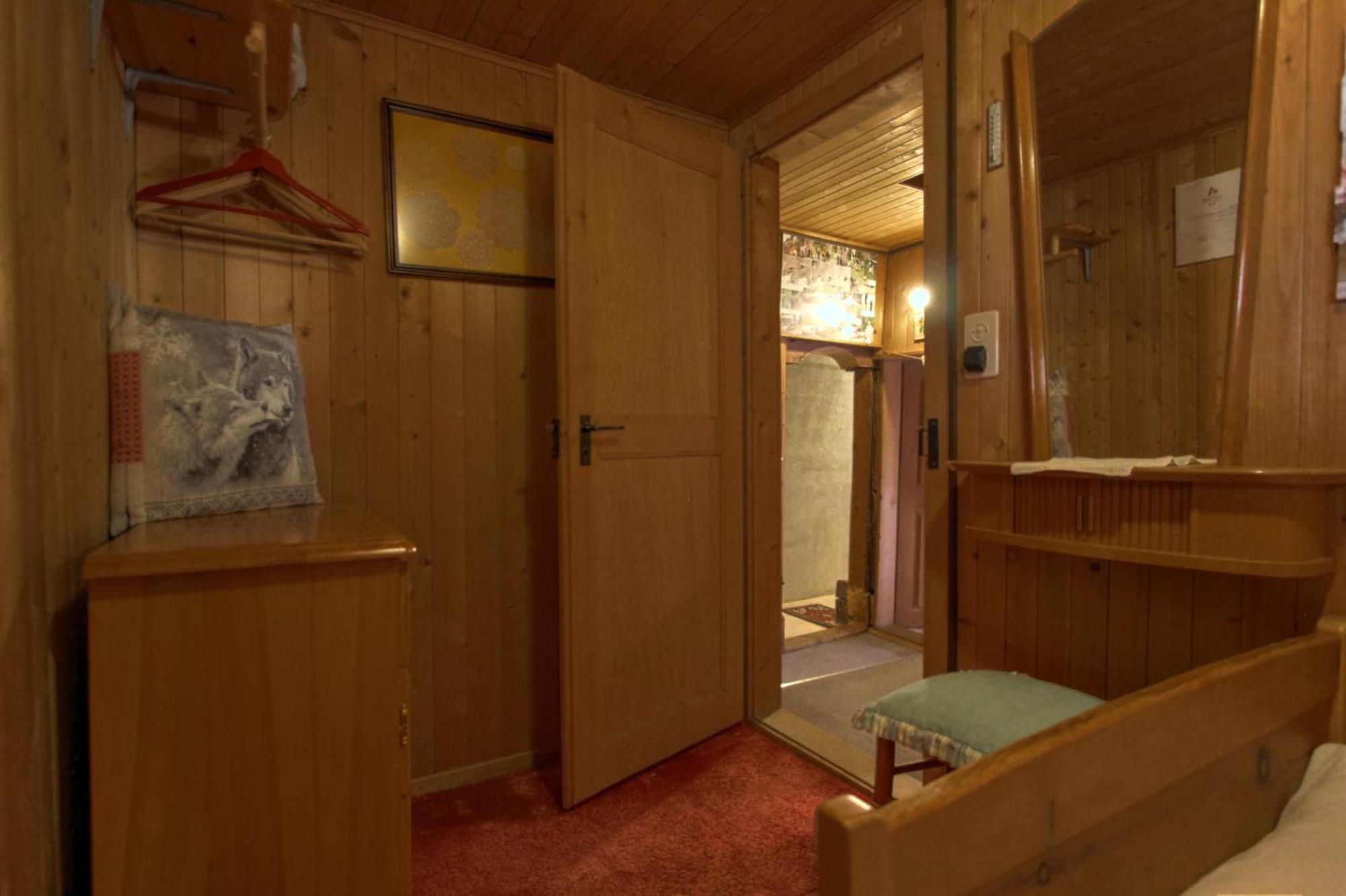B&B La Pivoine Rossinière Quarto foto